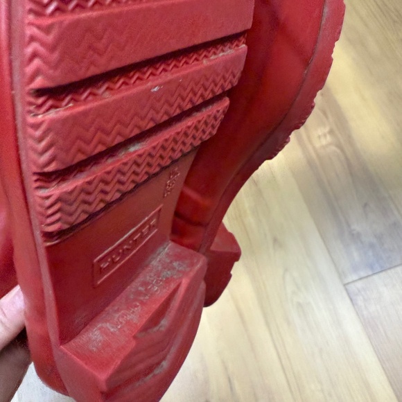 Women's Size 6 Tall Red Hunter Rain Boots Casual Outdoor Rubber bin - Picture 7 of 12